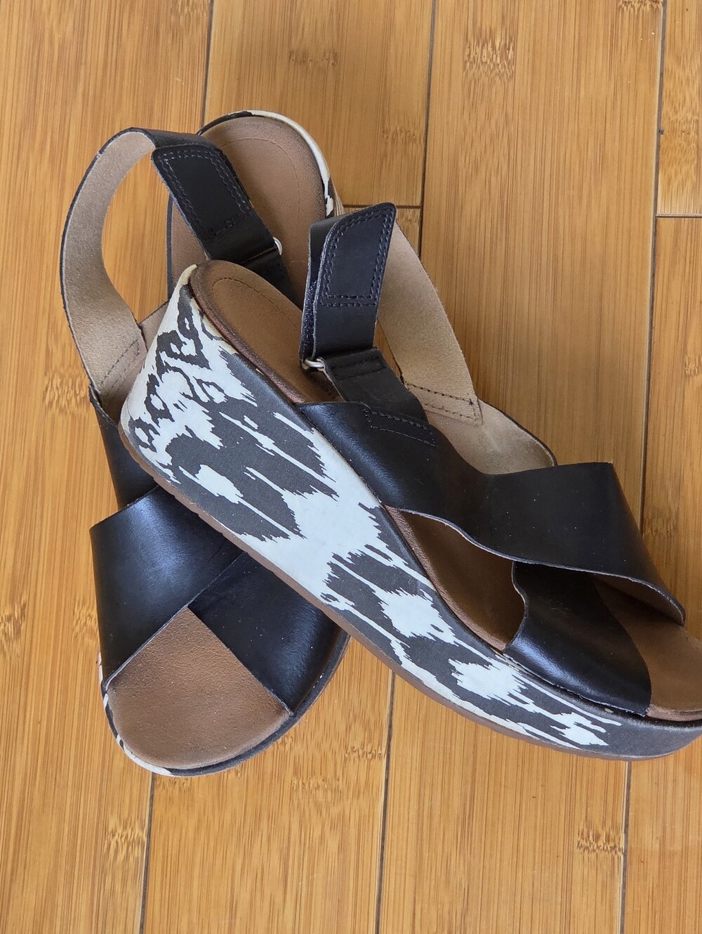 Clarks Stasha Hale Wedge Ikat Boho Platform Sandals Slingback Black White 8.5